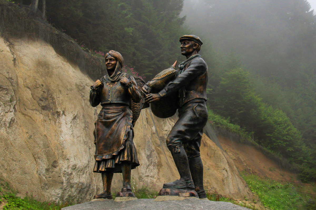 Ayder yaylası tulum heykeli